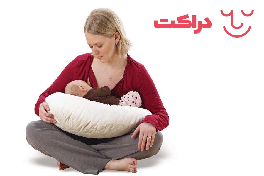 بالش شیردهی برای راحتی نوزاد است.